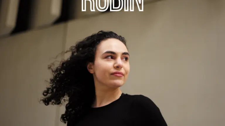 Milli-Rose Rubin headshot 