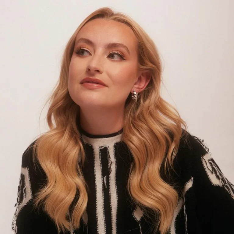amelia dimoldenberg